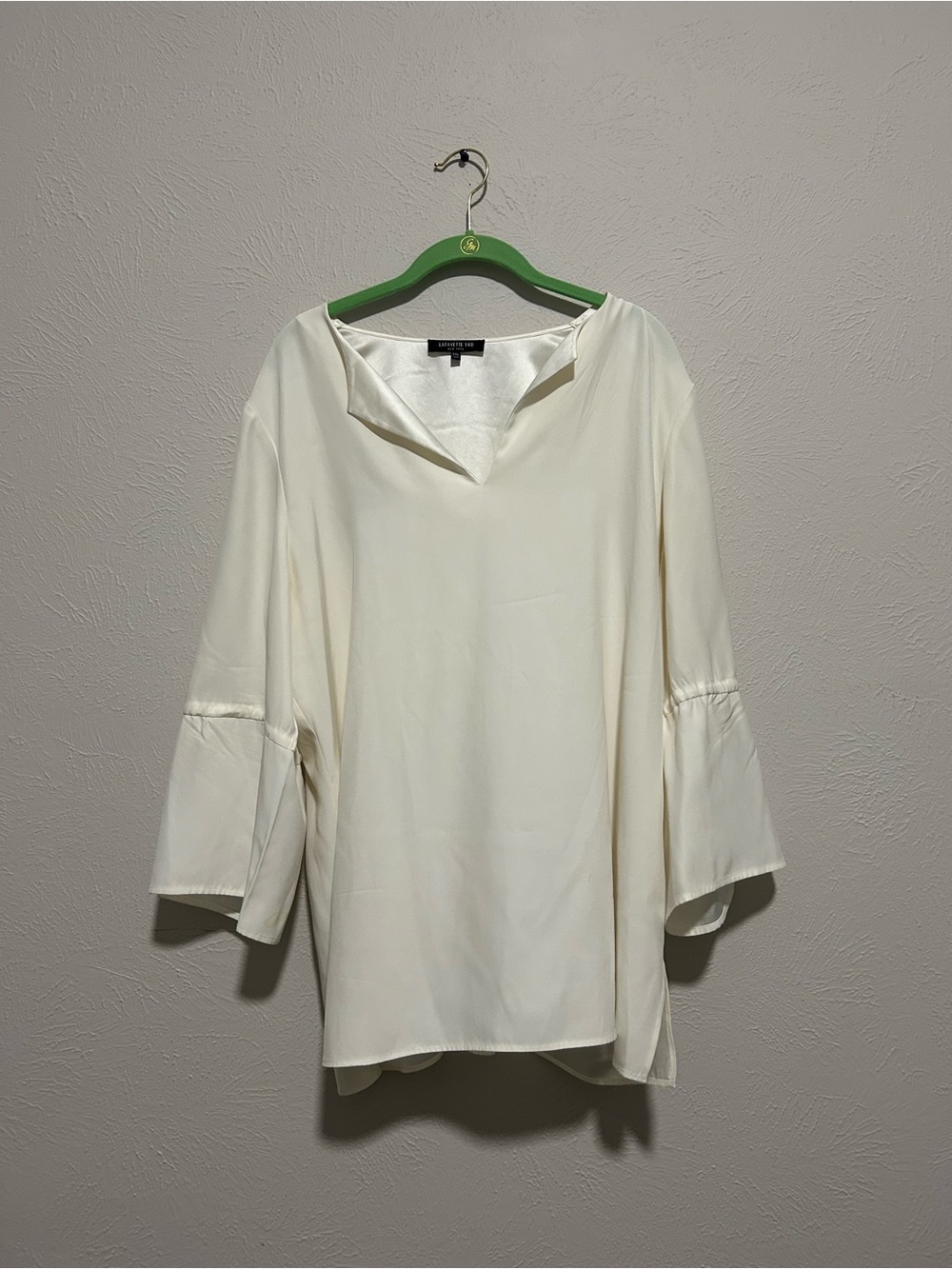 Lafayette 148 New York Silk Cream V-Neck Bell Sleeve Tunic